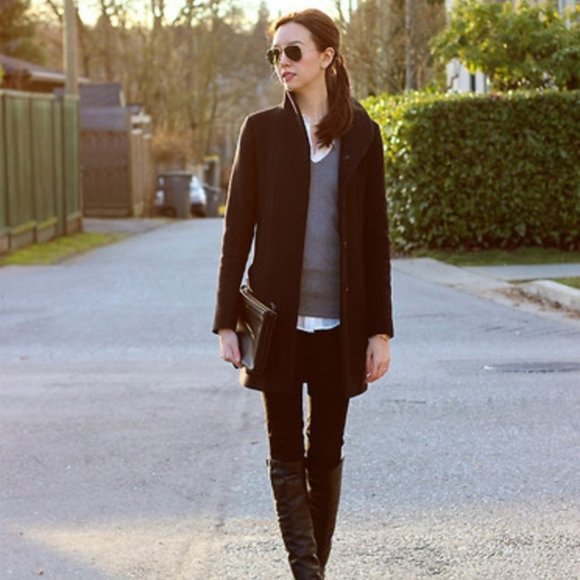 Aritzia Wilfred Cocoon Coat - Picture 2 of 10